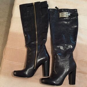 Elegant Black Knee-High Women's Boots